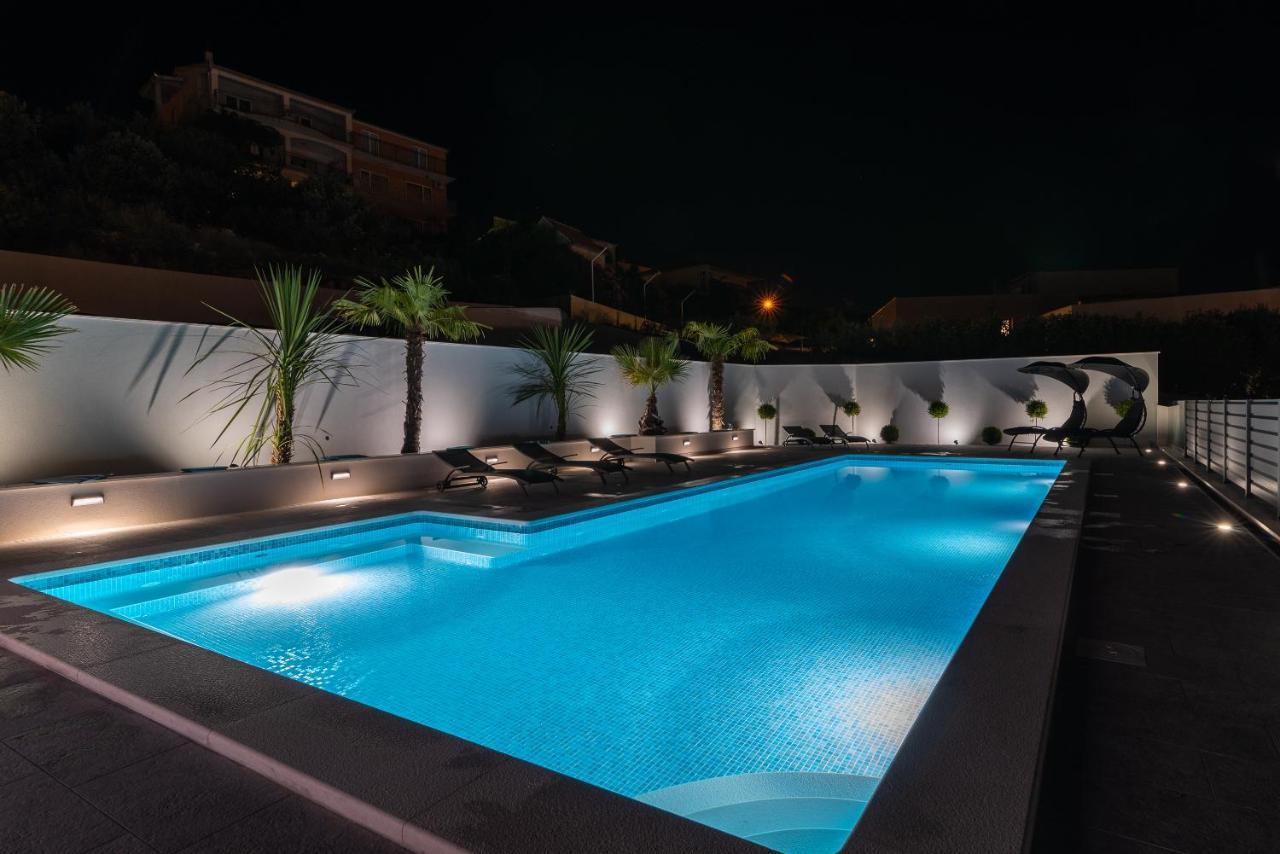 Apartments Vrania Сегет-Враниця Екстер'єр фото
