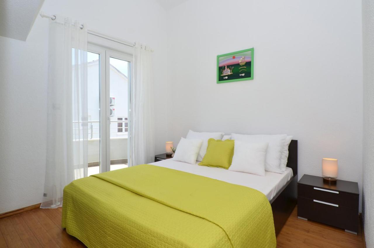 Apartments Vrania Сегет-Враниця Екстер'єр фото