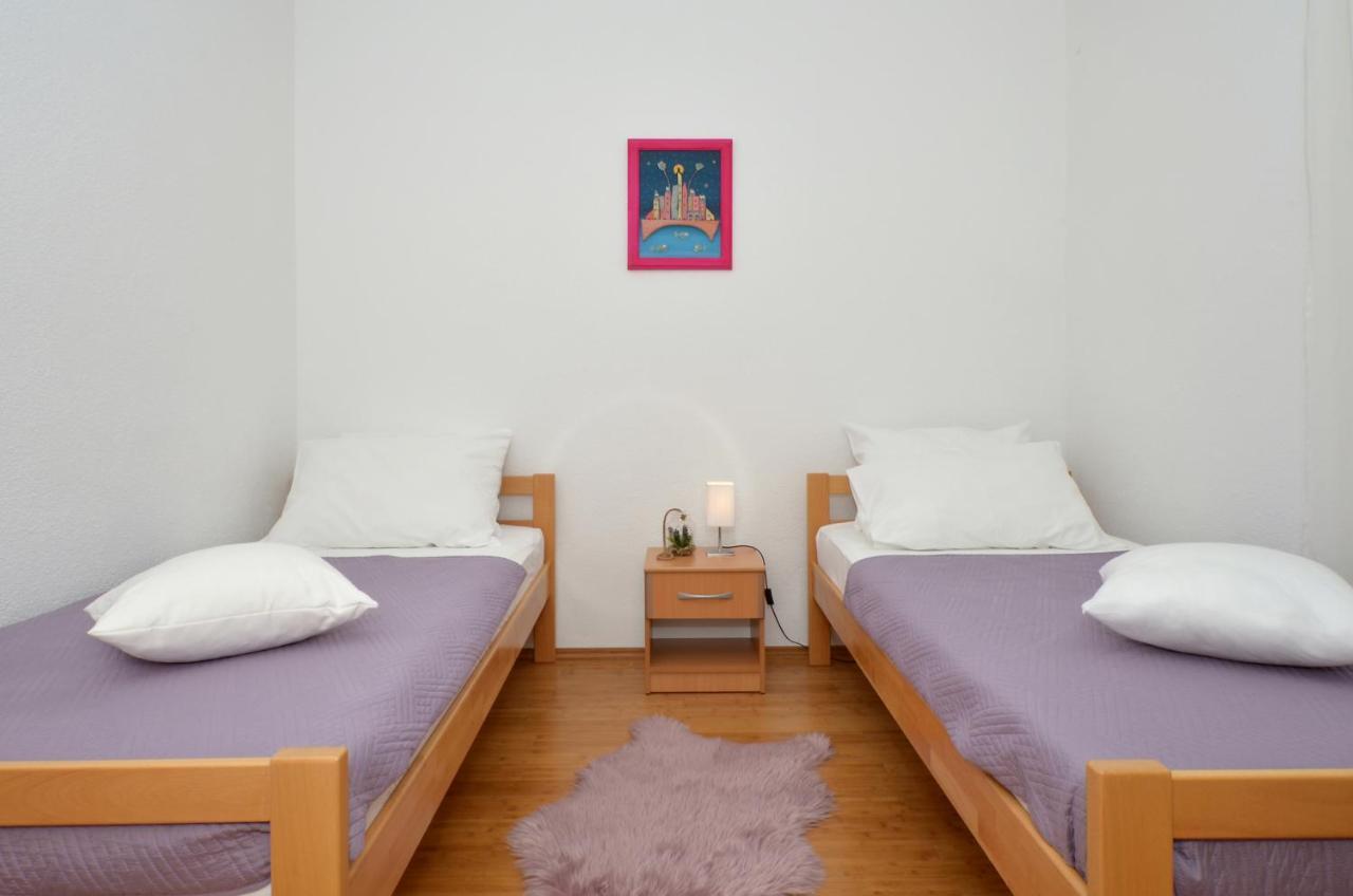 Apartments Vrania Сегет-Враниця Екстер'єр фото