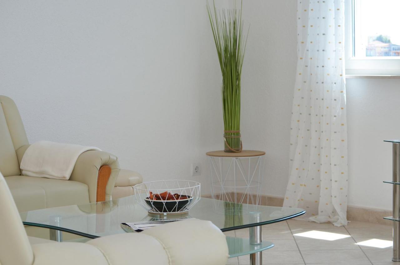 Apartments Vrania Сегет-Враниця Екстер'єр фото