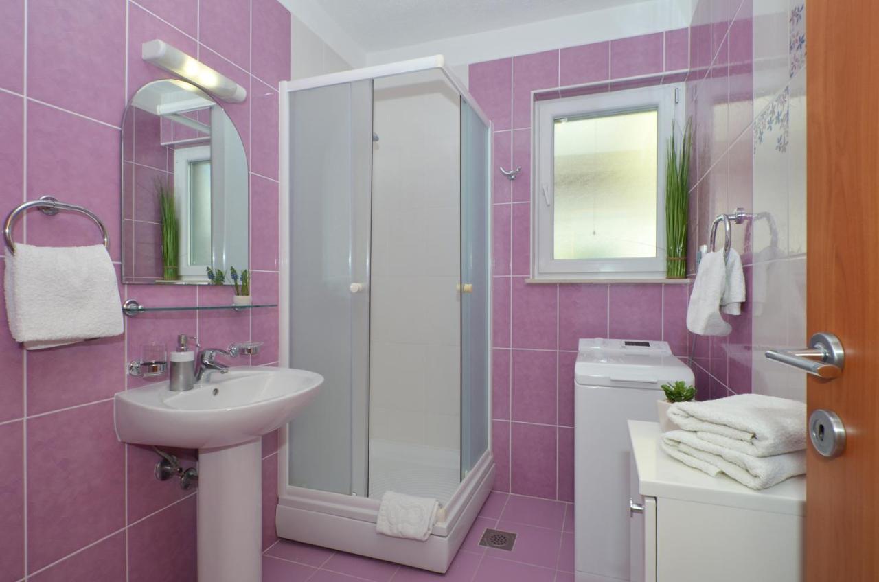Apartments Vrania Сегет-Враниця Екстер'єр фото