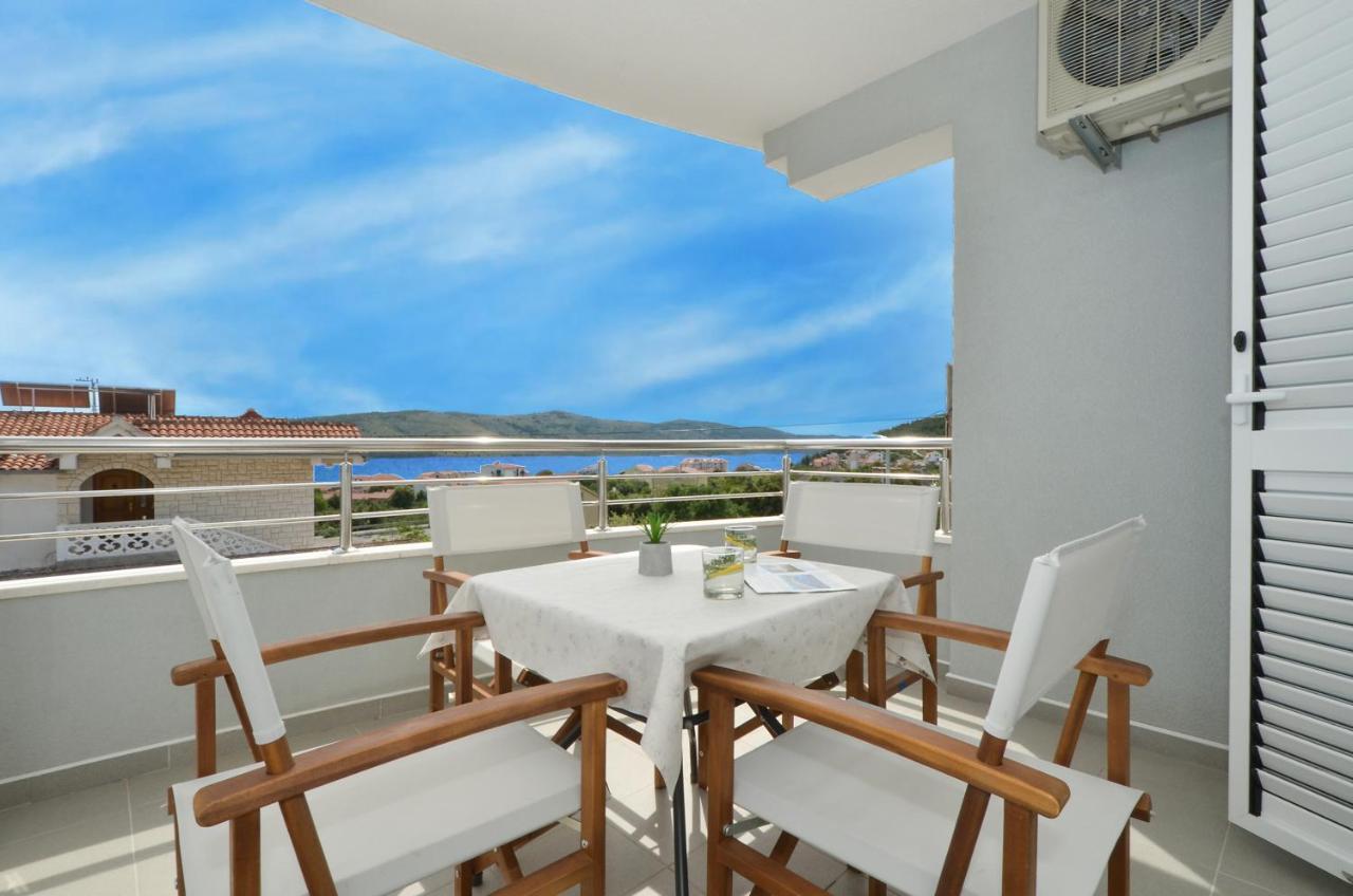 Apartments Vrania Сегет-Враниця Екстер'єр фото