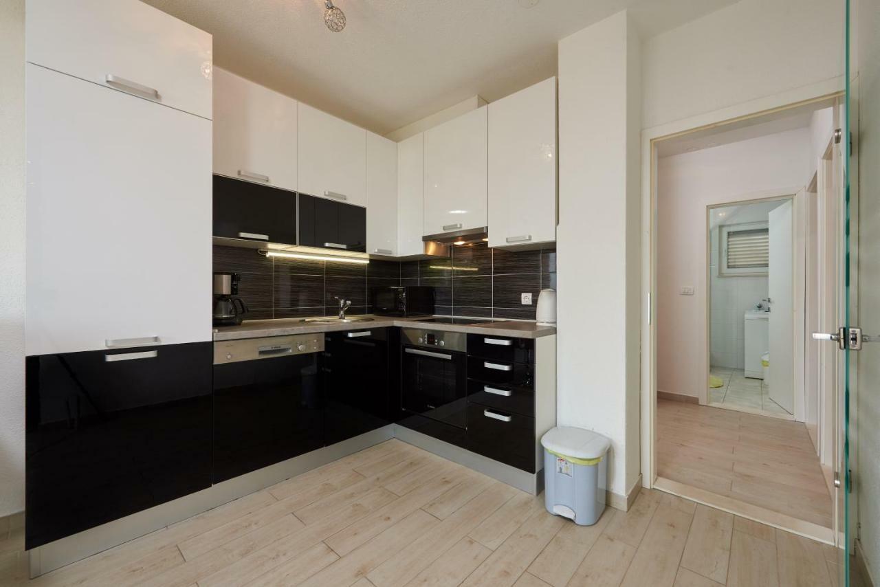 Apartments Vrania Сегет-Враниця Екстер'єр фото
